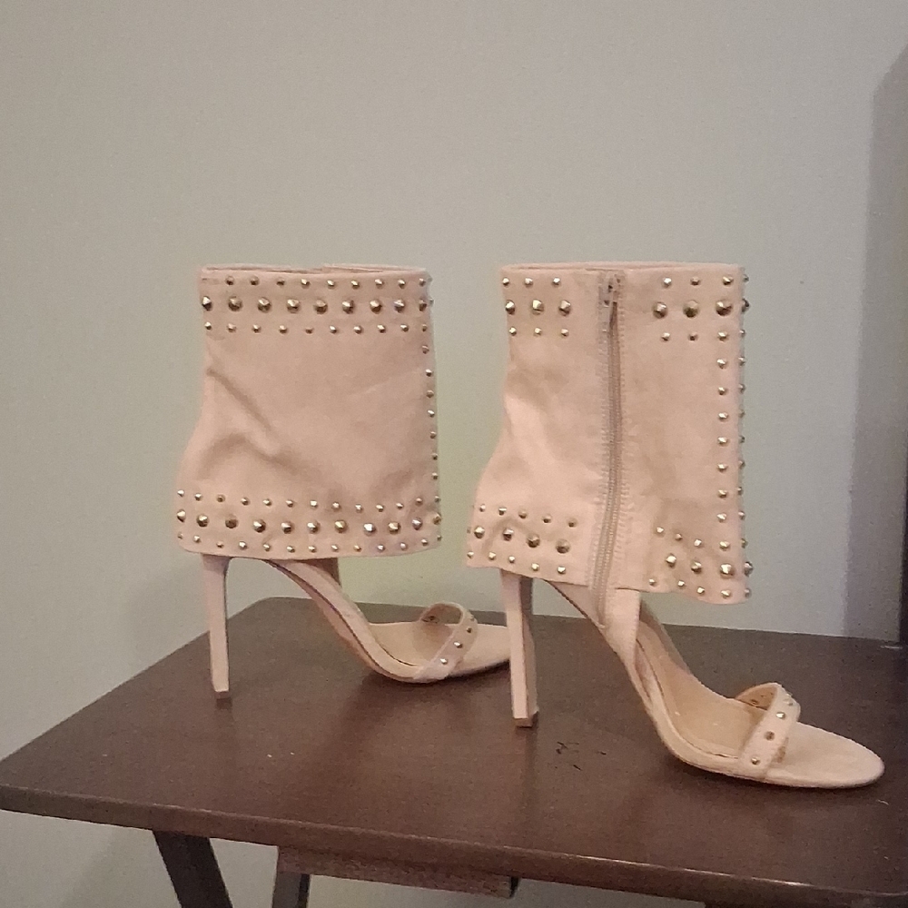 Cream High Heel Perforated Heels